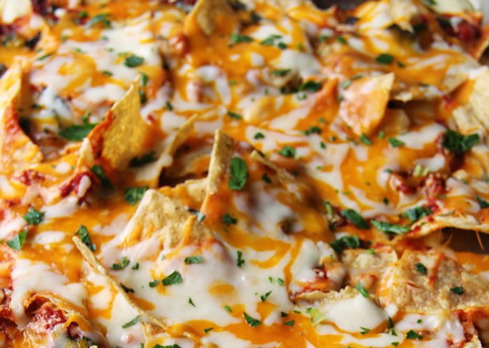 Cheesy nachos