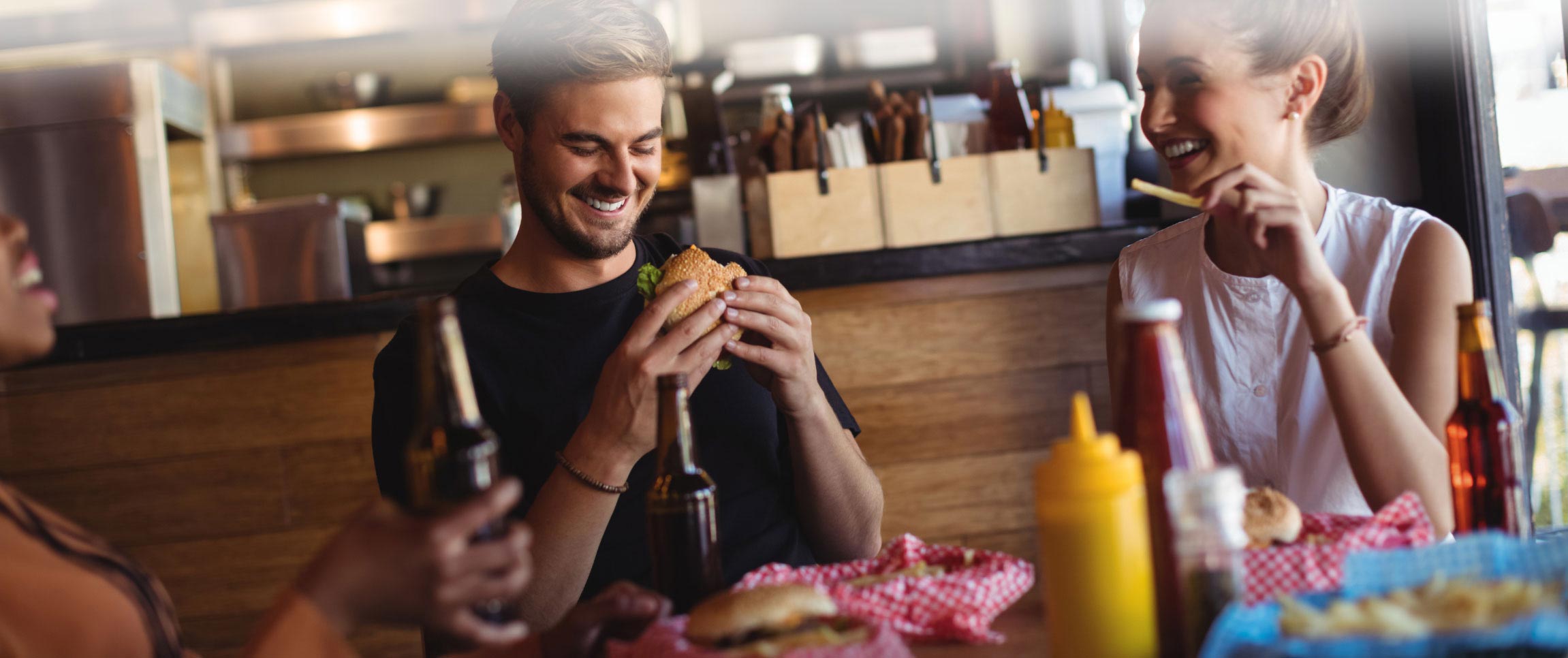 Why Your Restaurant Should Offer Student Discounts