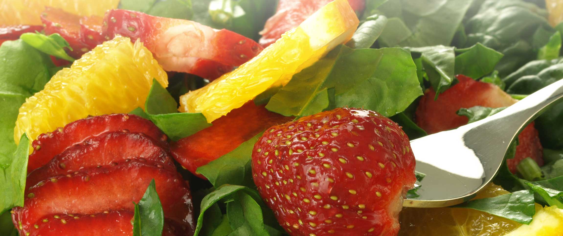 Baby Spinach with Fresh Fruit and Poppy Seed Dressing