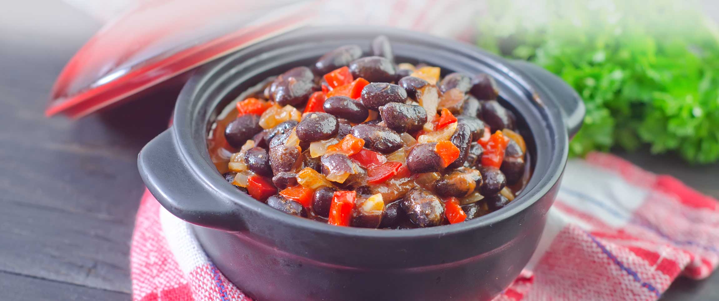 Cumin Black Beans with Tomato and Green Chili