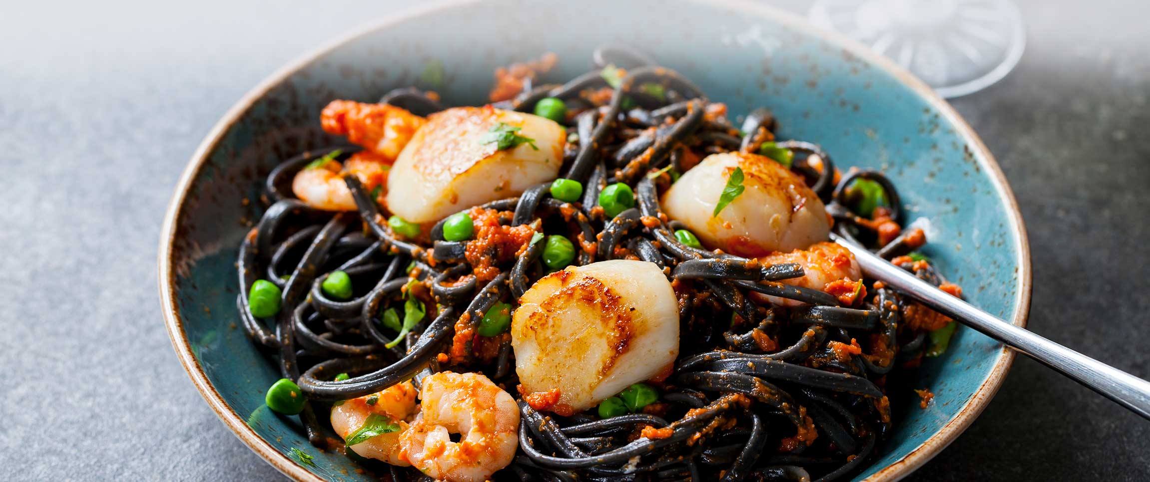 Bay Winds® Scallops with Squid Ink Pasta