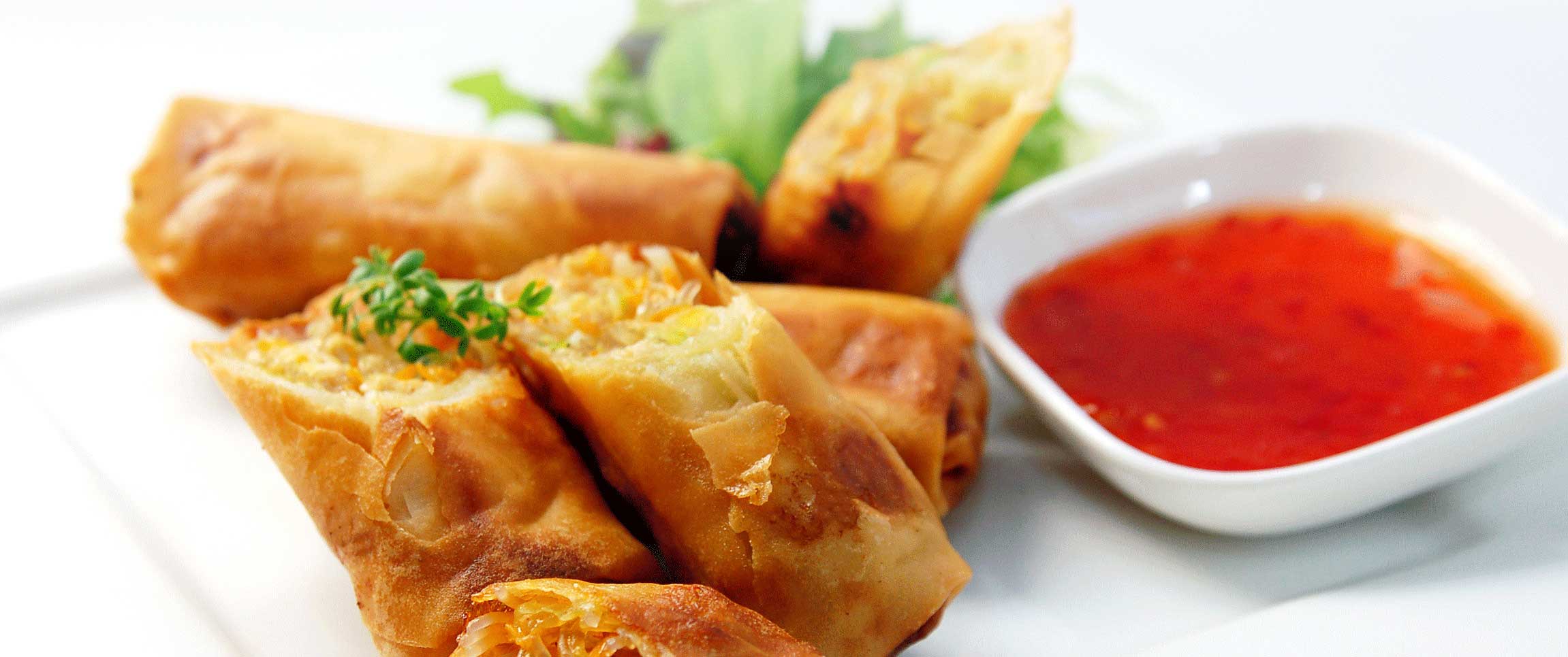Vegetarian Spring Rolls with Dipping Sauce