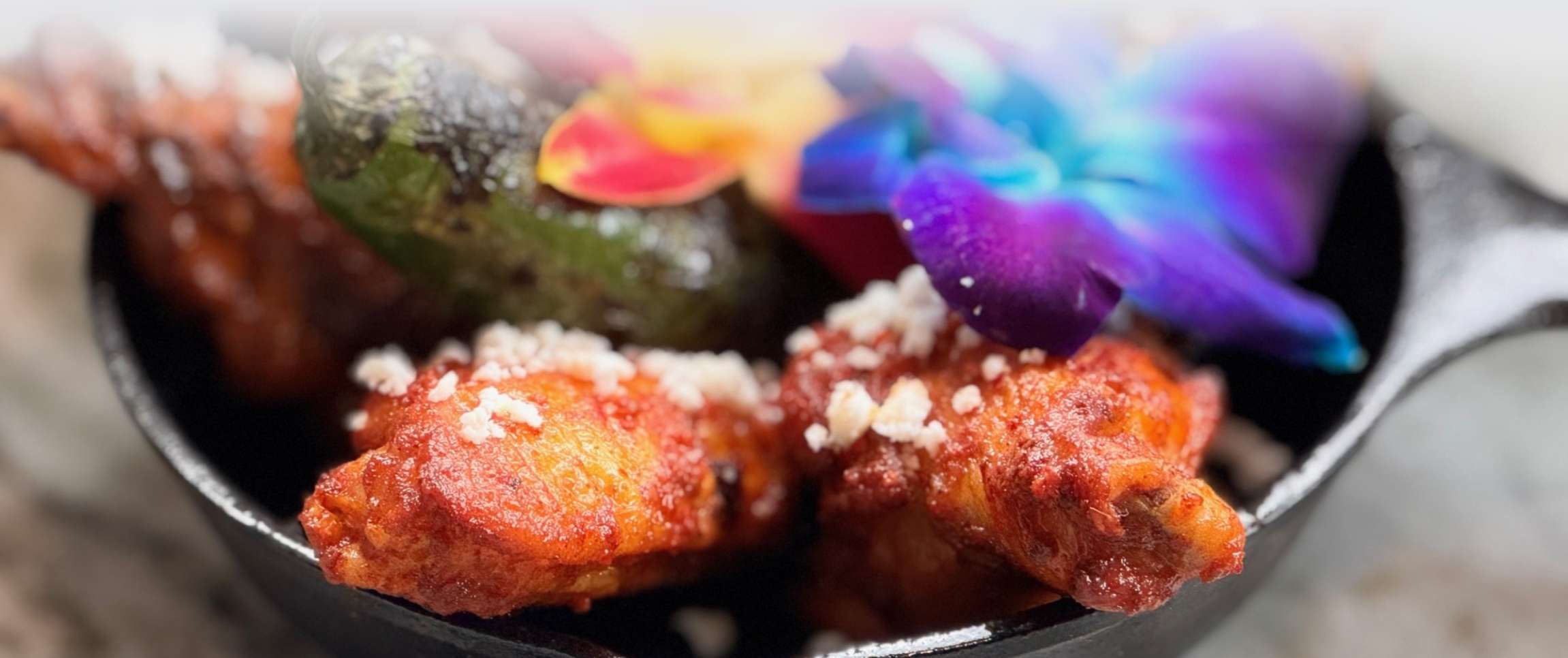 Contigo Chili Chicken Wings