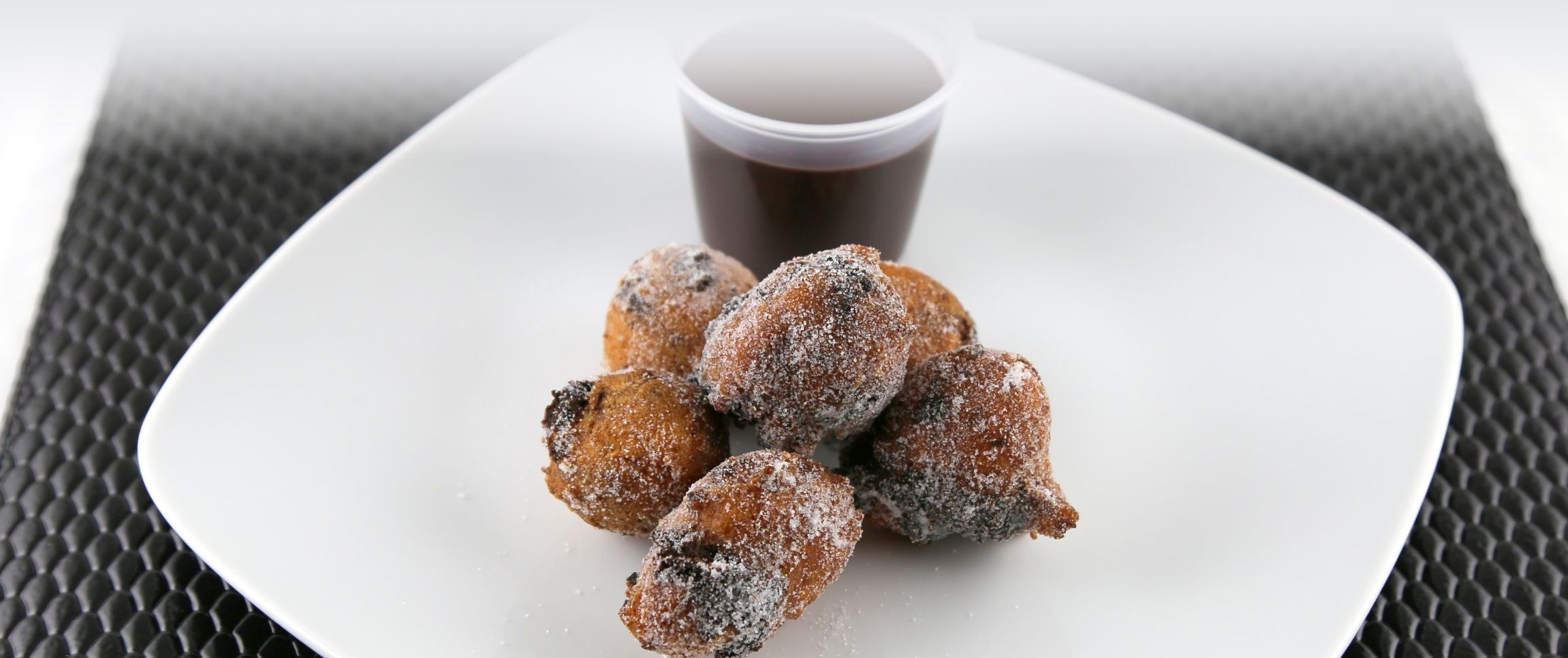 Crunchy OREO Fritters