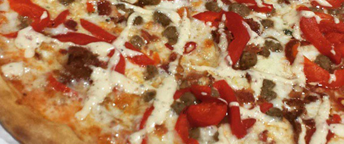 Gorgonzola Beef and Bacon Pizza