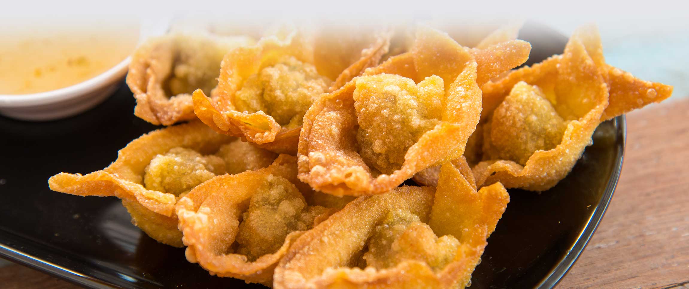 Mac N Cheese Fried Wontons