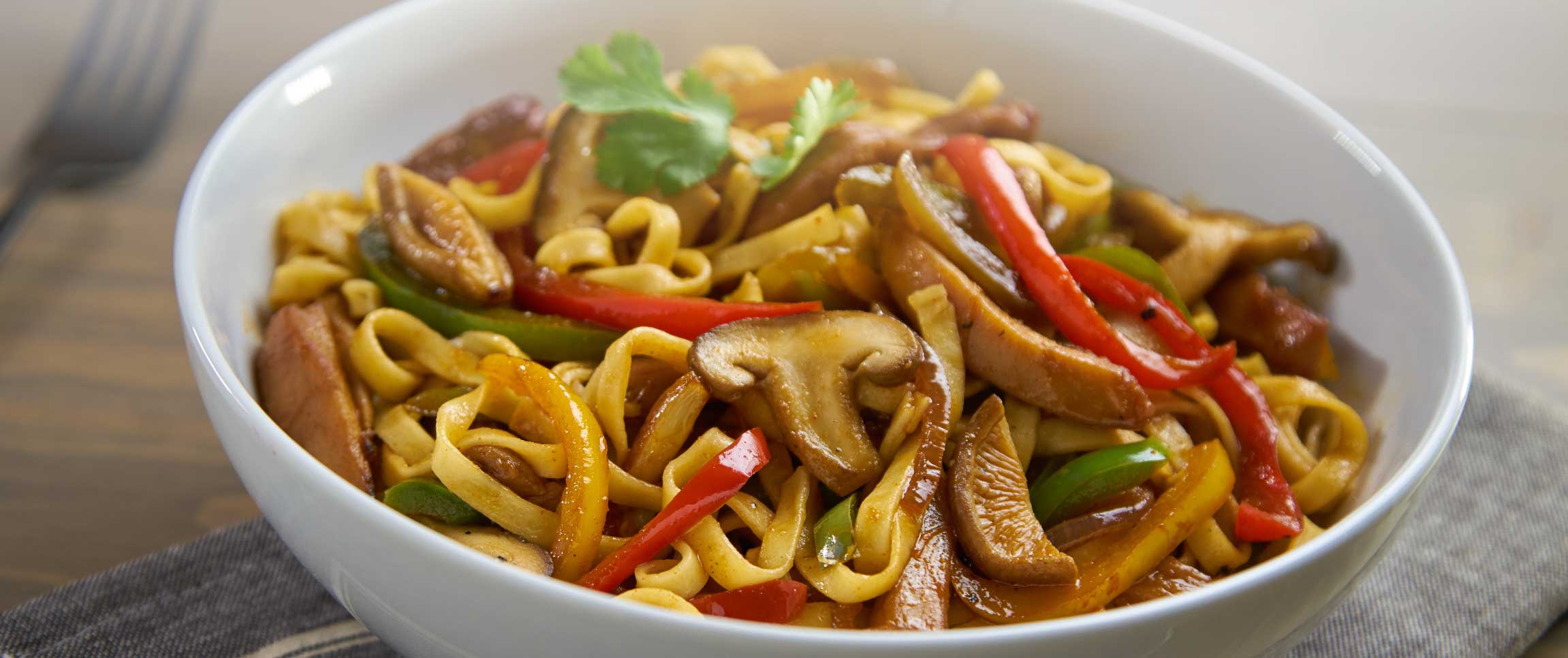 mala chicken and mushroom lo mein