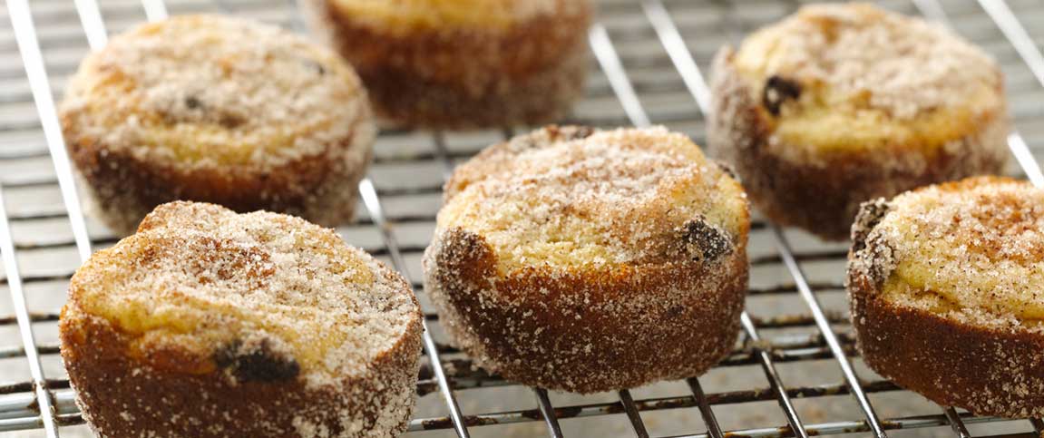 Chocolate and Cinnamon Spherical Pancakes