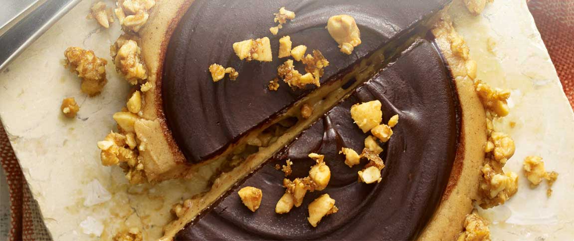 Snickerdoodle Tart with Cinnamon Peanut Crust