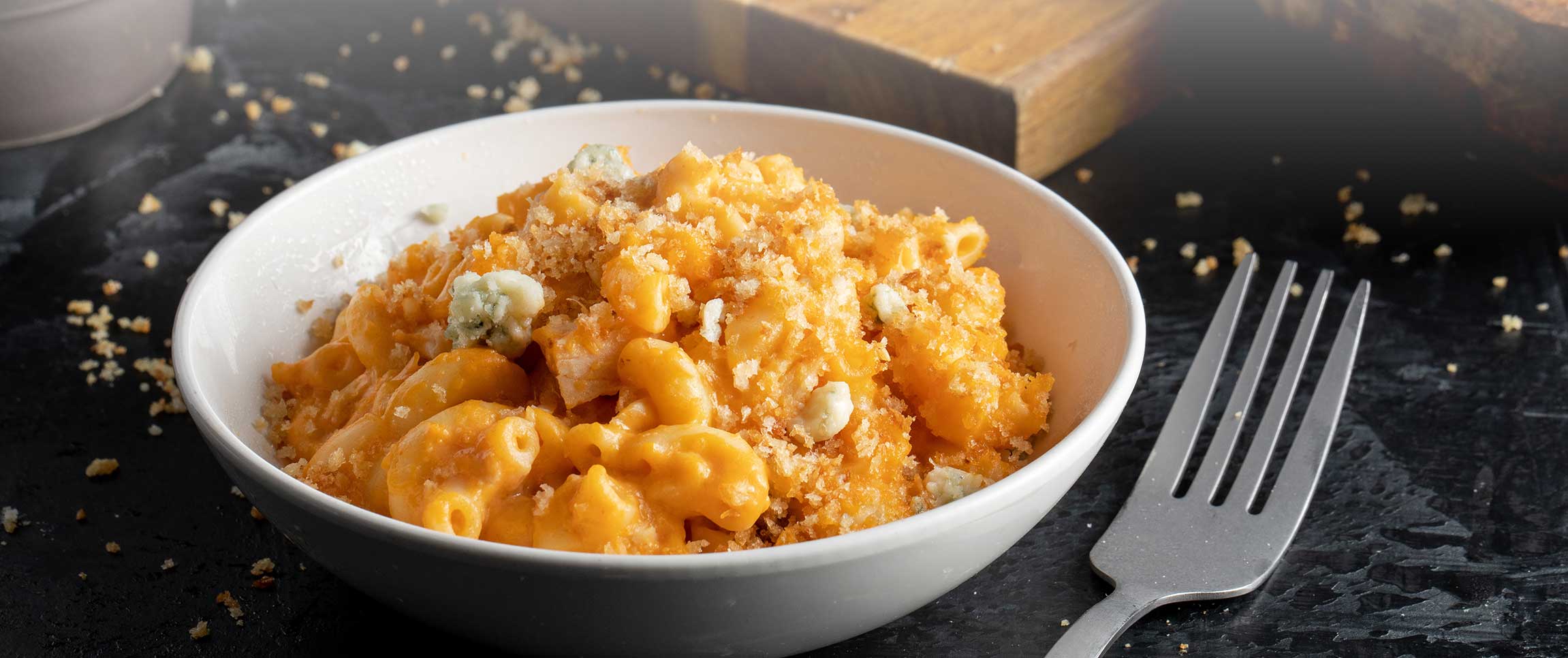 Buffalo Mac and Cheese with Blue Cheese Crumbles