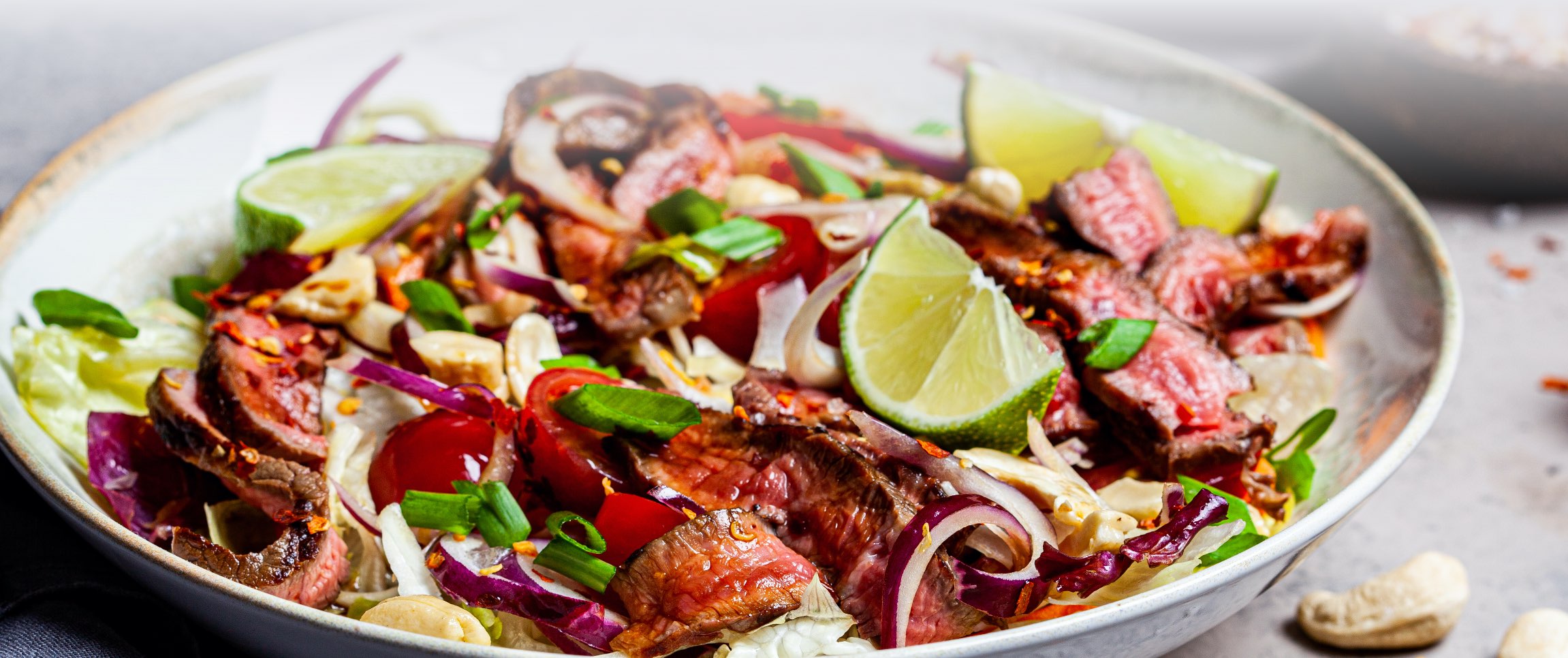 Fresh Salad with Filet'd Beef and Fresh Vegetables